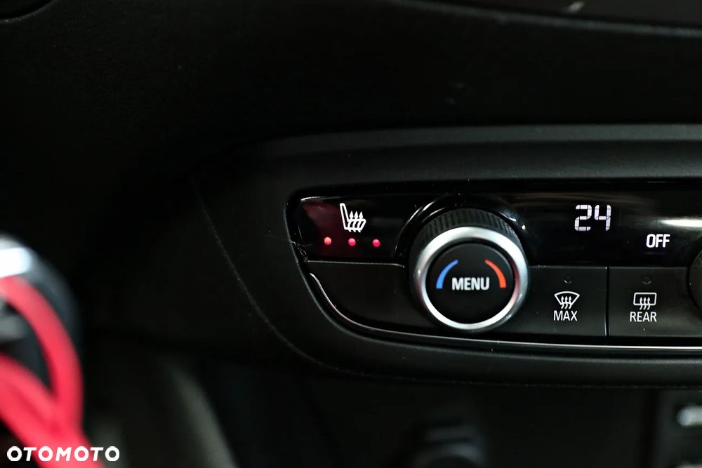 Opel Crossland X - 30