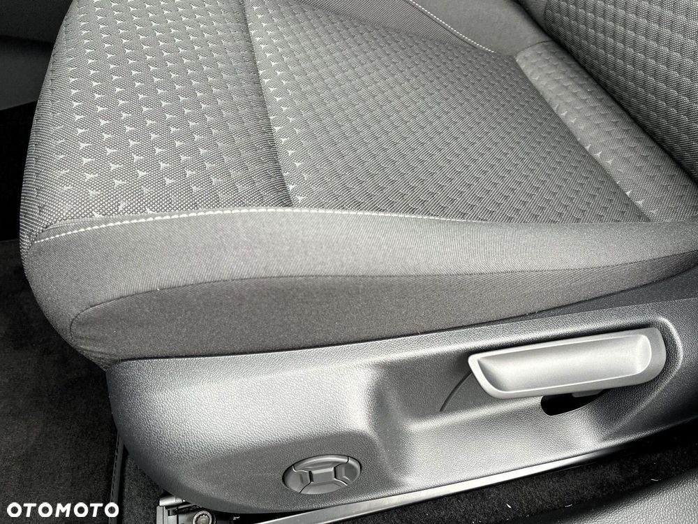 Volkswagen T-Roc - 11