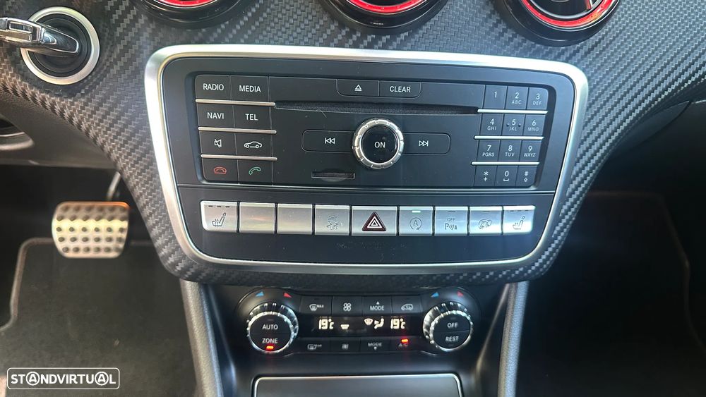 Mercedes-Benz A 45 AMG 4Matic Speedshift 7G-DCT - 35