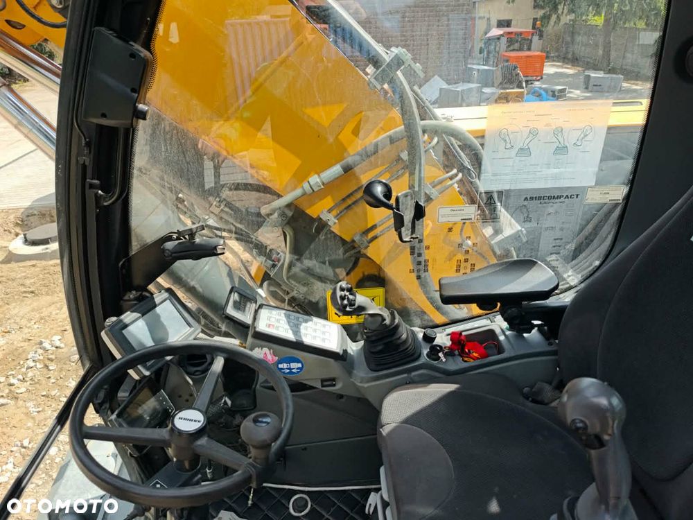 Liebherr A918  Compact - 8