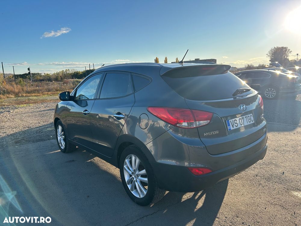 Hyundai ix35 2.0 CRDI 4WD Premium - 16