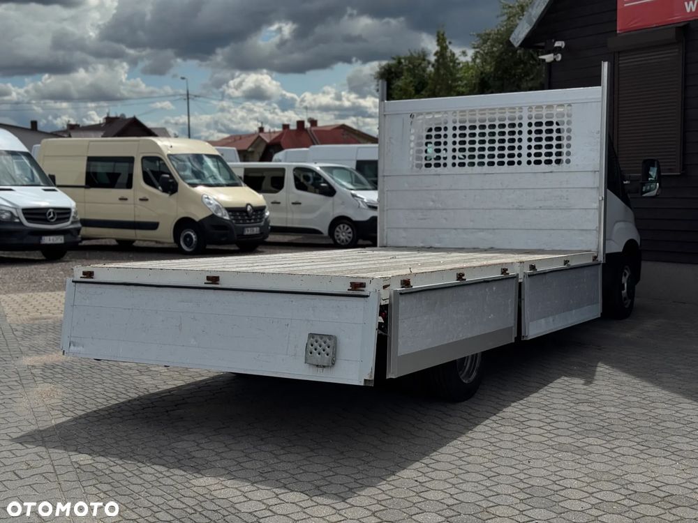 Iveco DAILY - 7