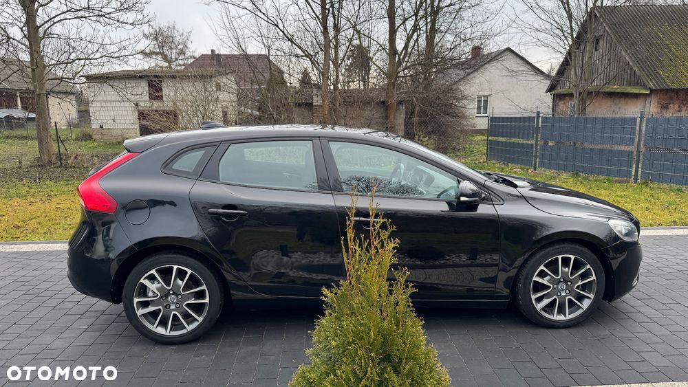 Volvo V40 D2 Kinetic - 9