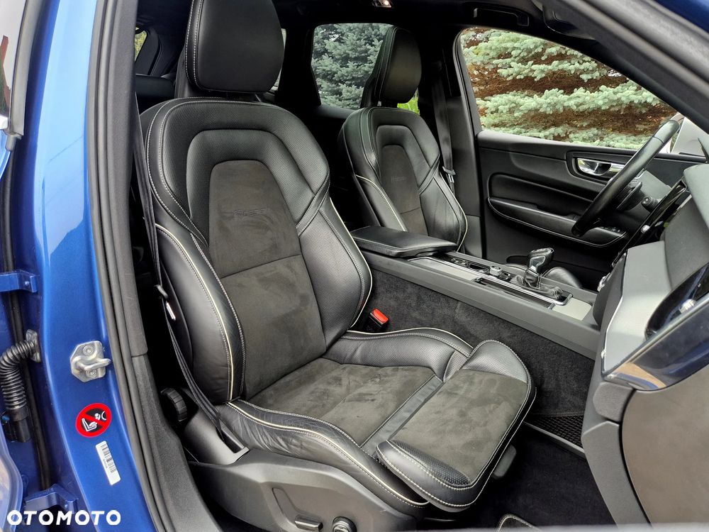 Volvo XC 60 D4 AWD R-Design - 8