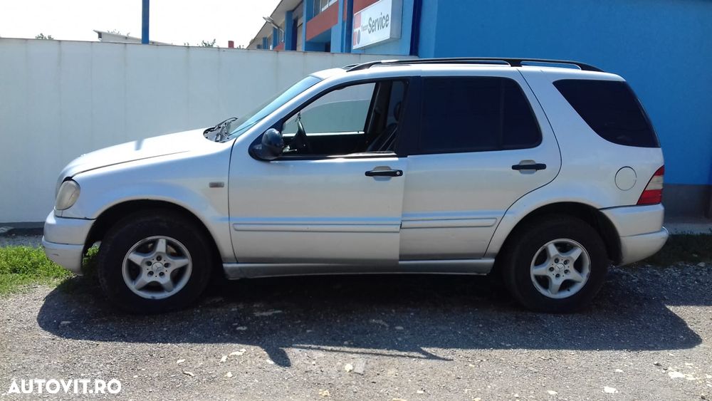 Dezmembrari  Mercedes-Benz ML / M-CLASS (W163)  1998  > 2005 ML 270 C - 2