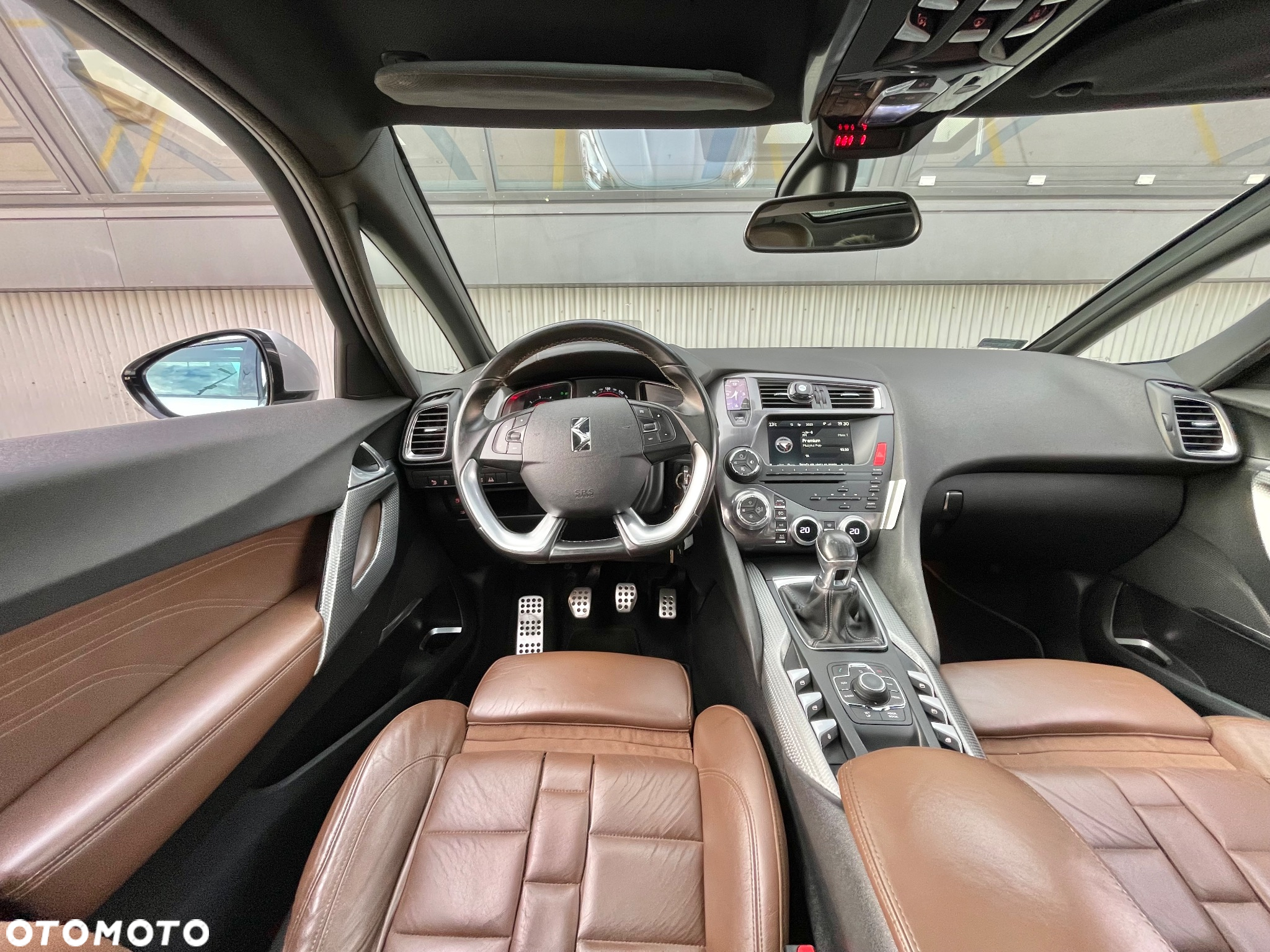 Citroën DS5 2.0 HDi SportChic - 27