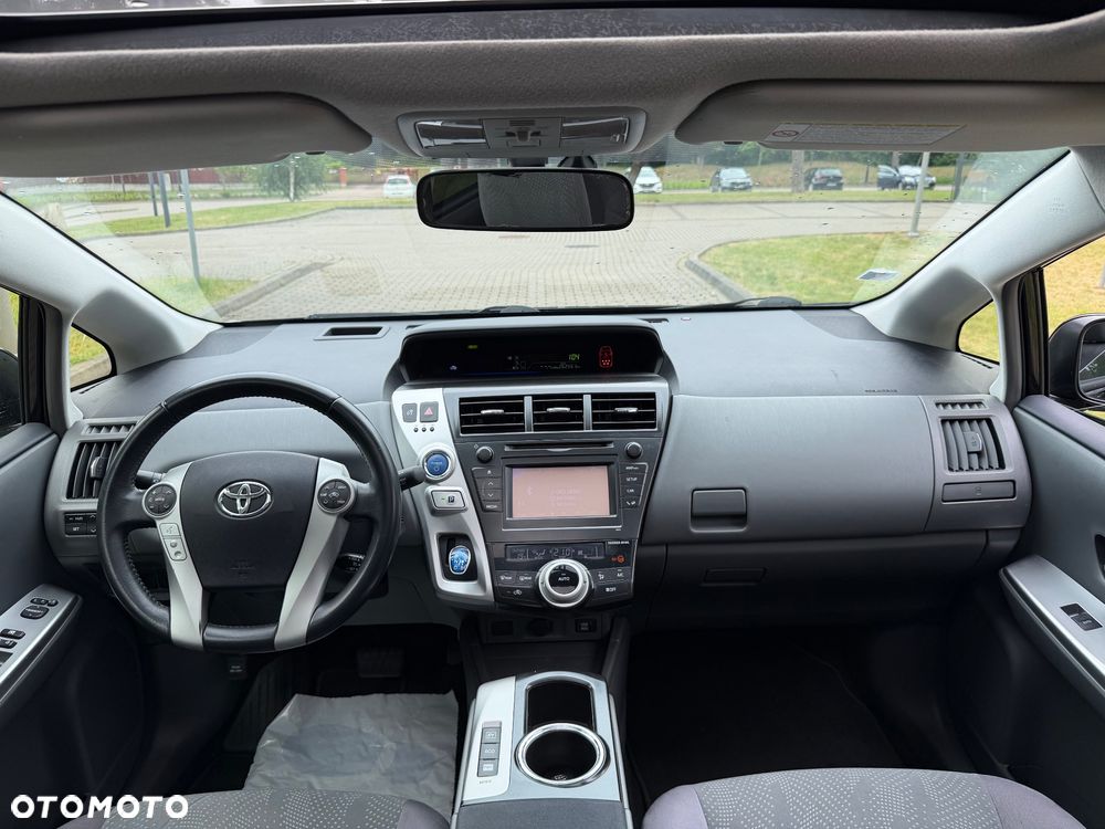 Toyota Prius+ (Hybrid) Executive - 26