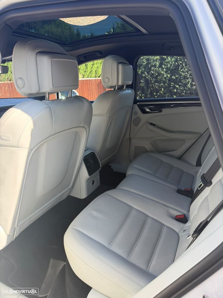 Porsche Macan 2.0T - 19