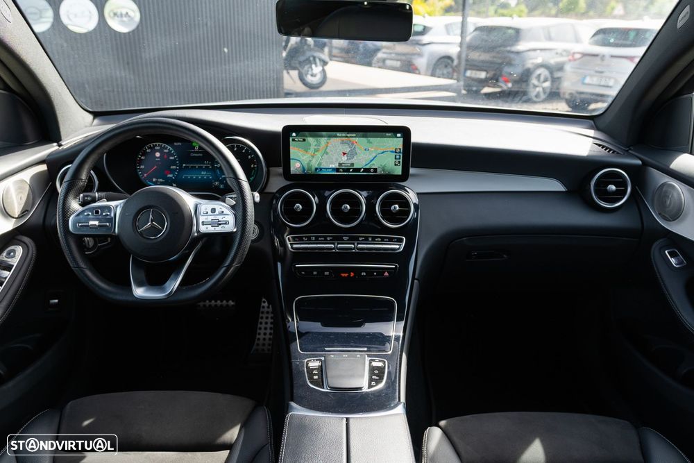 Mercedes-Benz GLC 300 de Coupe 4Matic 9G-TRONIC AMG Line - 24