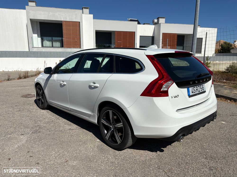 Volvo V60 2.4 D6 R-Design Sum.AWD Phev - 5
