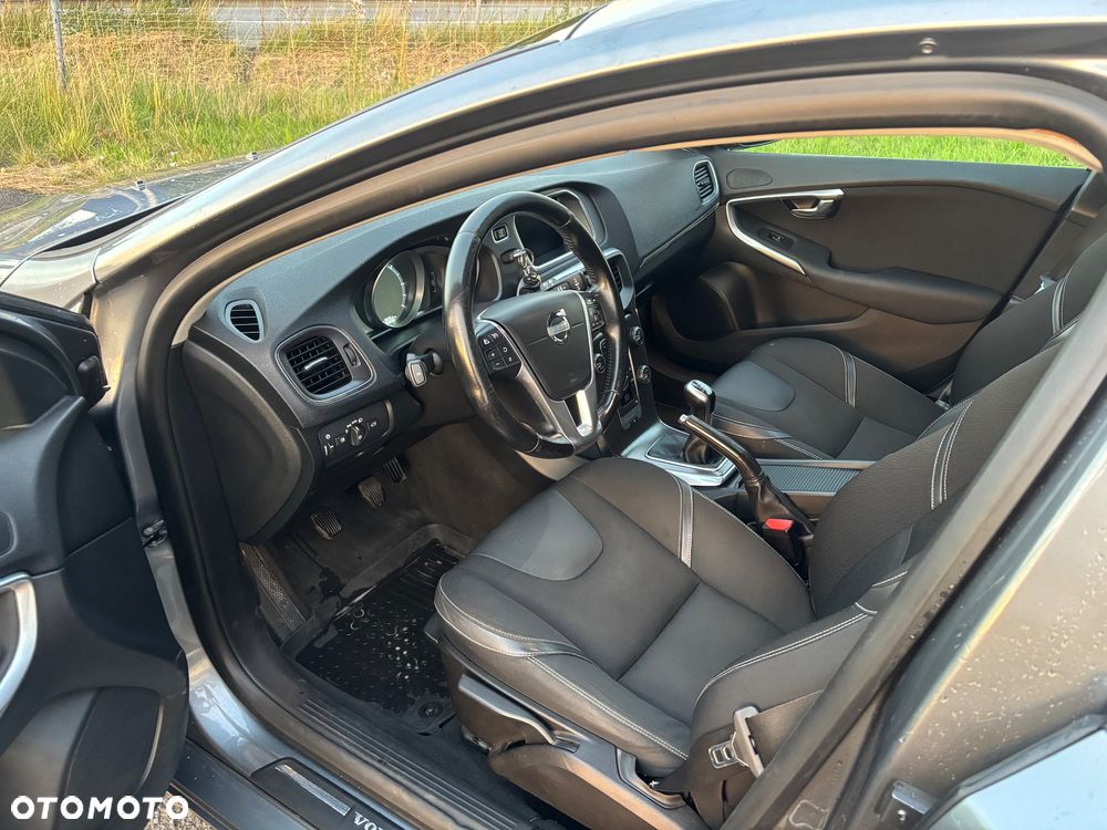 Volvo V40 D4 Drive-E R-Design Kinetic - 6