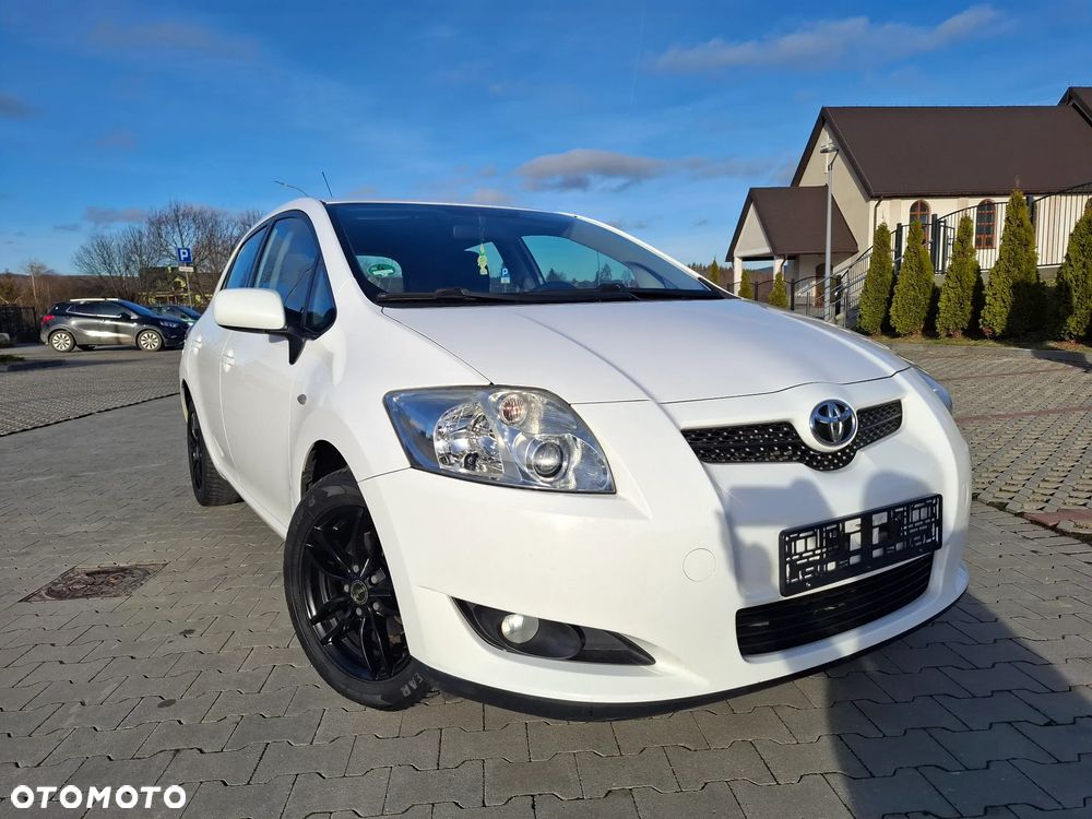 Toyota Auris 1.33 VVT-i - 2