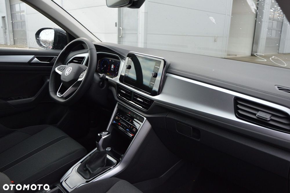 Volkswagen T-Roc - 12