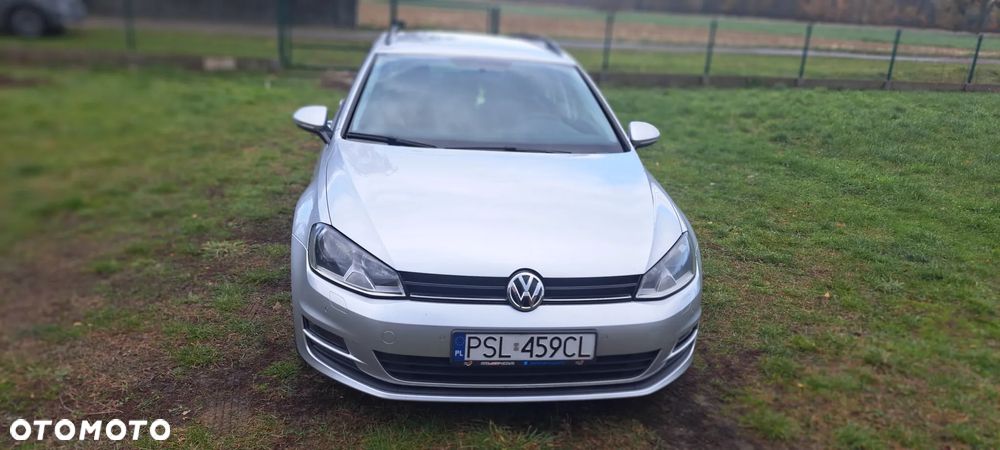 Volkswagen Golf - 1