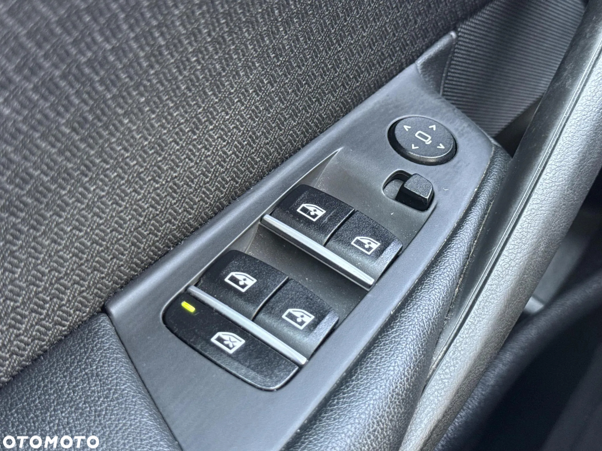 BMW Seria 5 518d Advantage - 16
