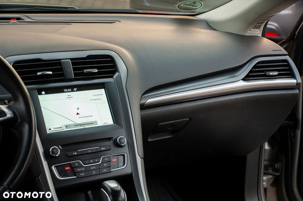 Ford Mondeo SW 1.5 EcoBoost Titanium - 28