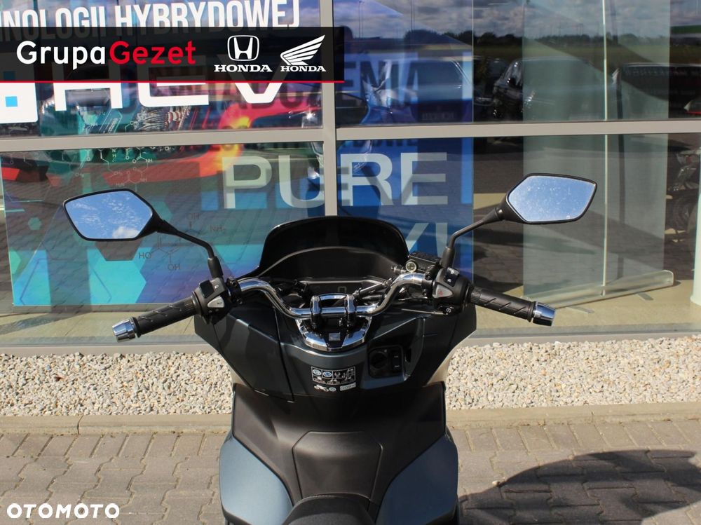 Honda PCX - 12