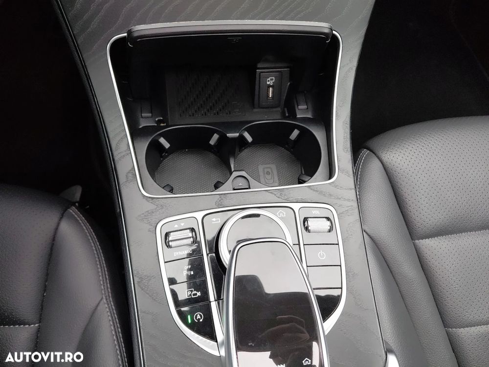 Mercedes-Benz C 200 MHEV - 23