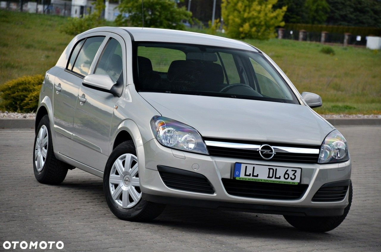 Opel Astra - 1