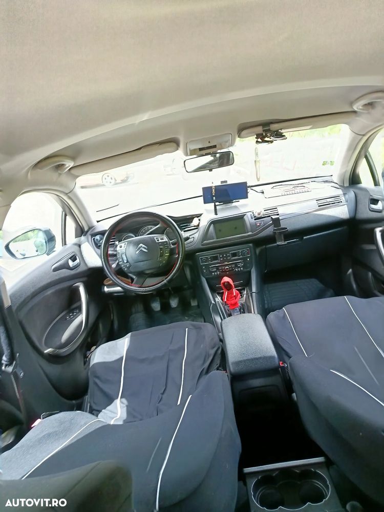 Citroën C5 HDi 110 FAP Confort - 10