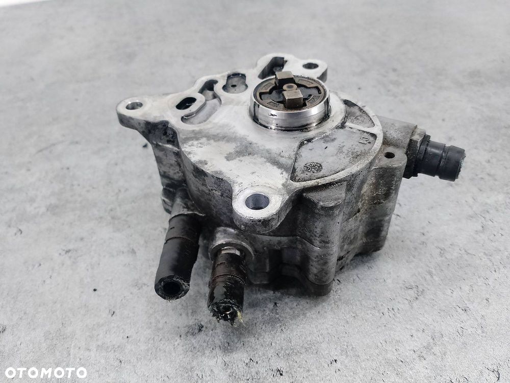 POMPA VACUM AUDI A3 8P/8PA/8P7 03G145209 - 3