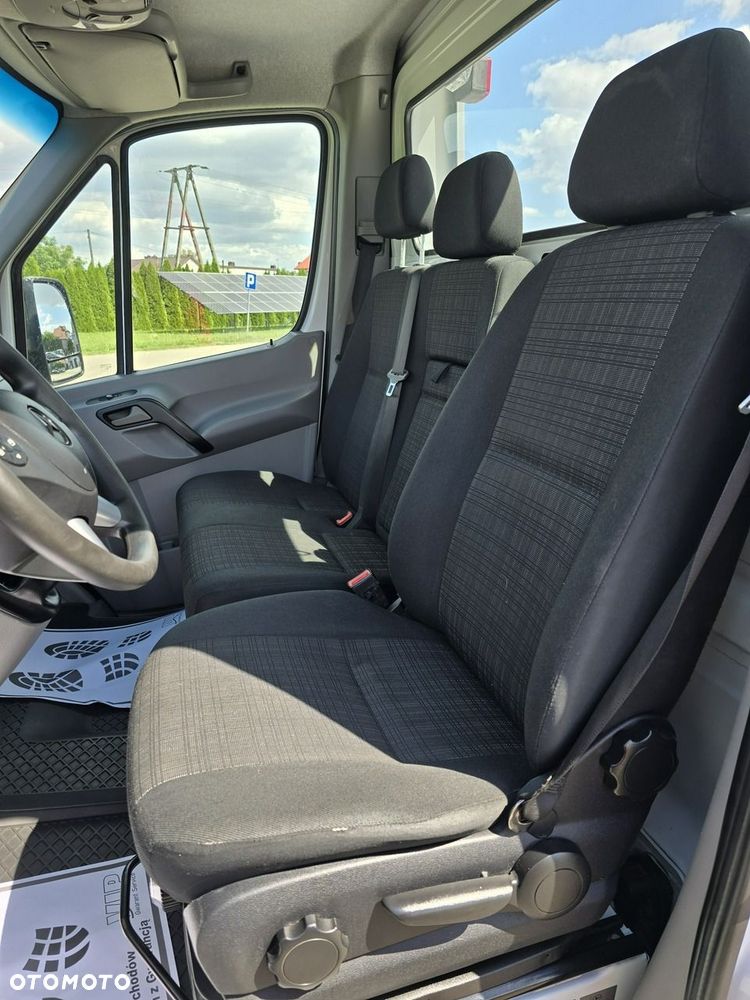 Mercedes-Benz Sprinter - 20