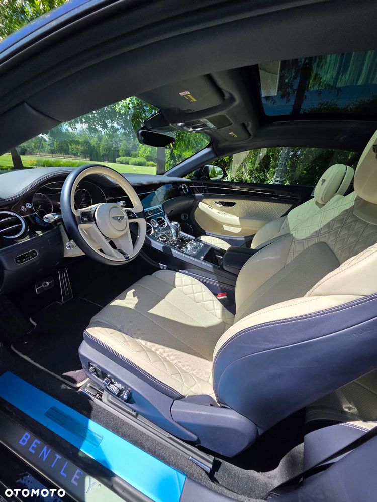 Bentley Continental GT Speed - 13