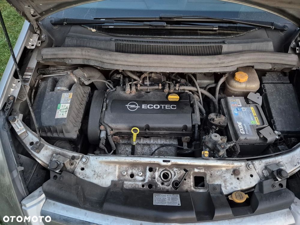 Opel Zafira 1.8 - 22