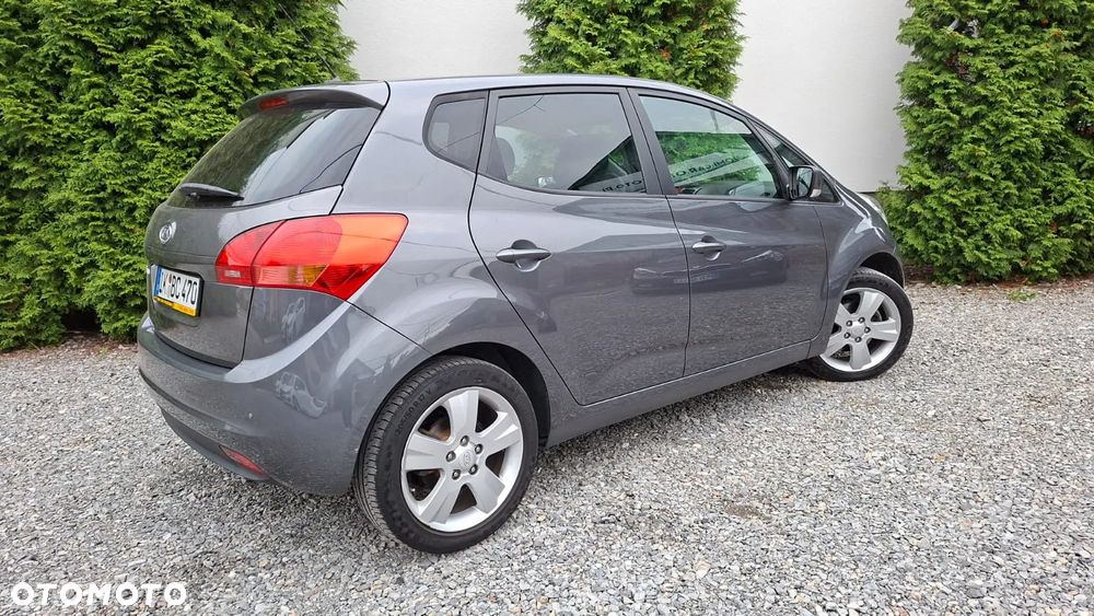 Kia Venga 1.6 CVVT Fifa World Cup Edition - 38