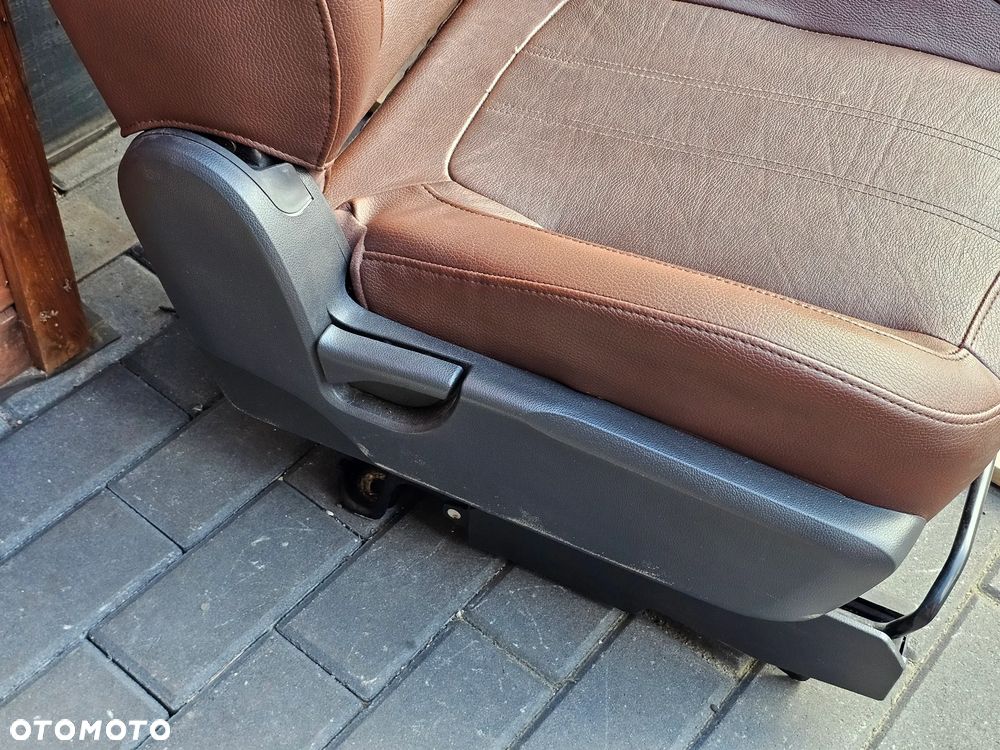 FOTELE PRZEDNIE FOTELE TYLNE  BOCZKI DRZWI SKÓRZANE RUDE BRĄZOWE OPEL ANTARA EUROPA PODGRZEWANE - 18