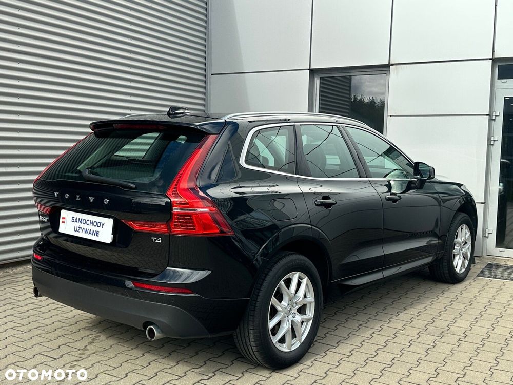 Volvo XC 60 T4 Momentum - 7