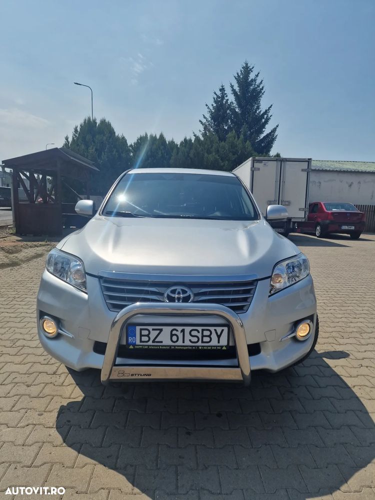 Toyota RAV4 2.2L D-CAT A/T Luxury - 1