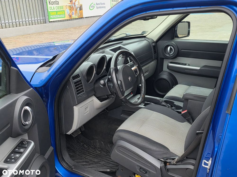 Dodge Nitro 3.7 V6 SLT 4WD - 19