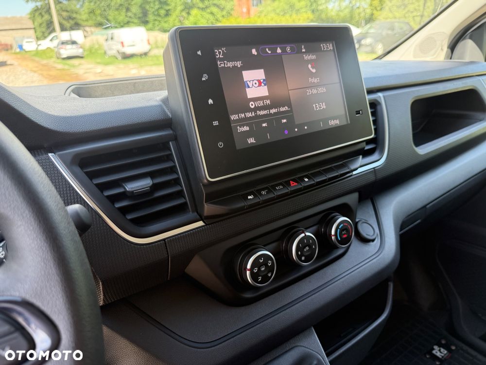 Renault Trafic - 22