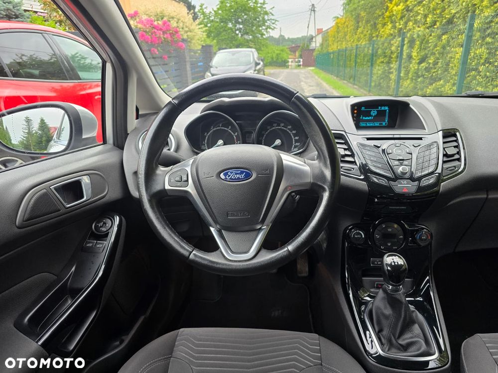 Ford Fiesta 1.0 EcoBoost Titanium X - 25