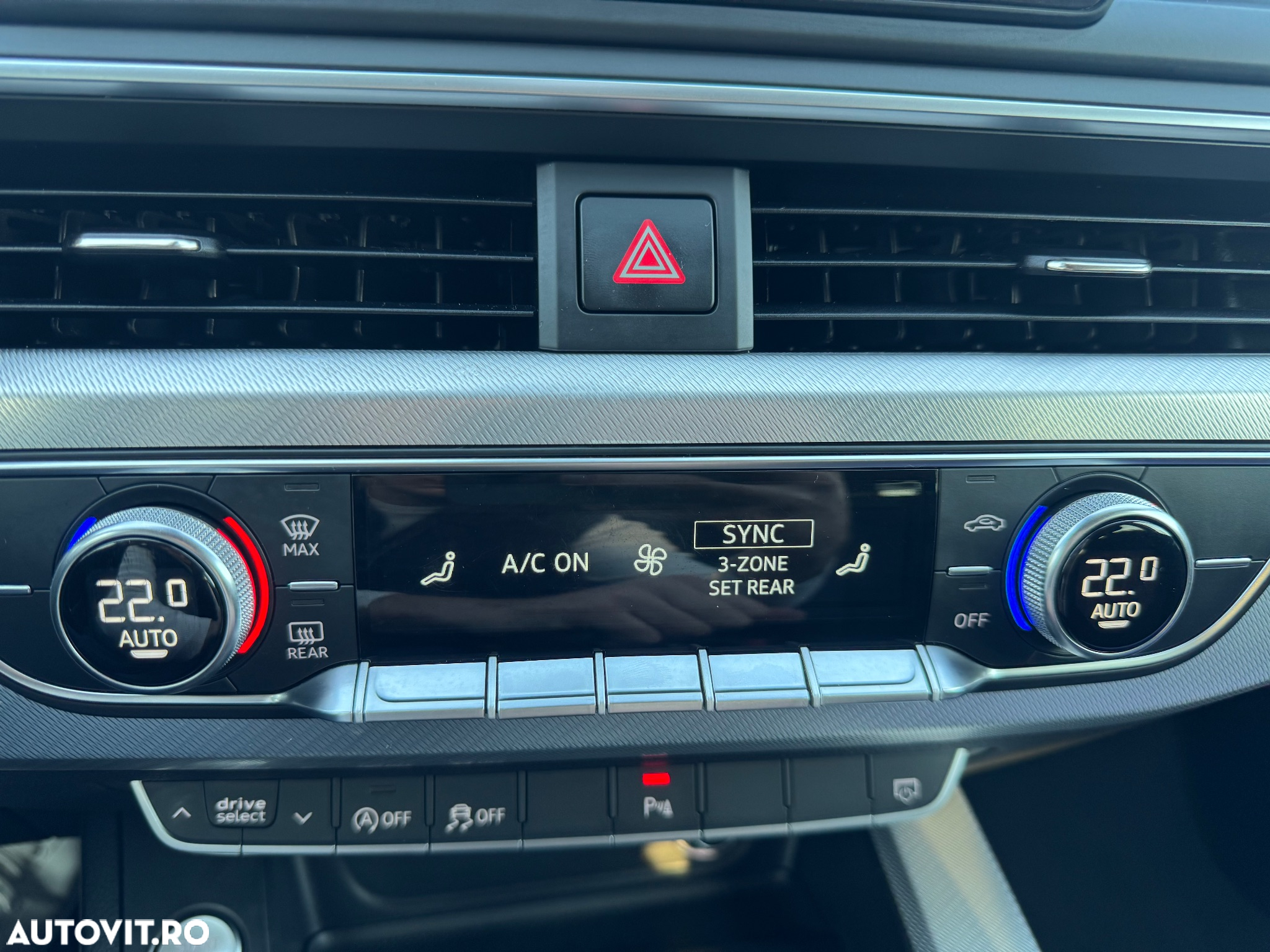 Audi A4 Avant 30 TDI S tronic sport - 25