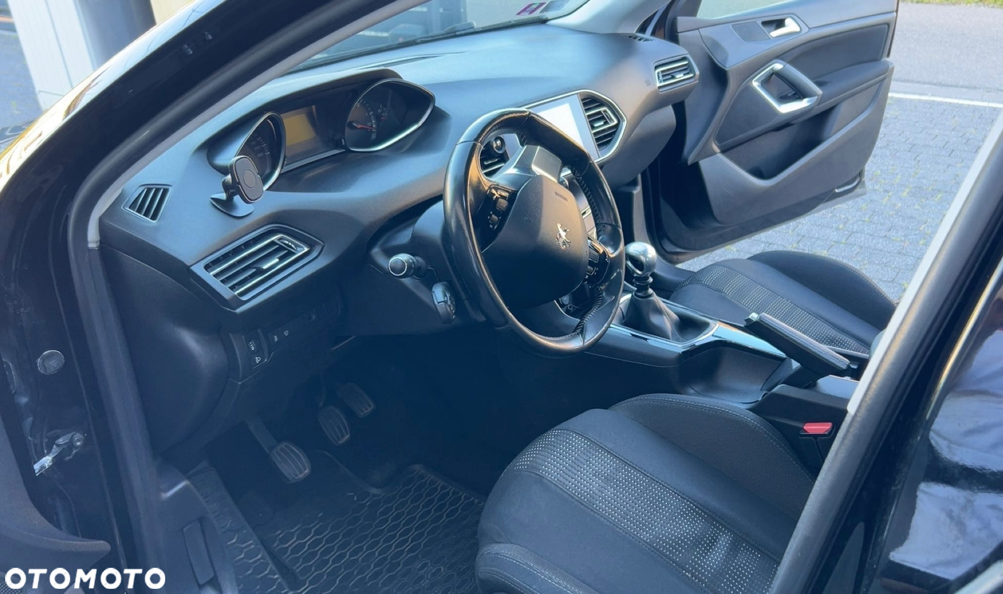 Peugeot 308 SW BlueHDi 120 Stop & Start Allure - 8