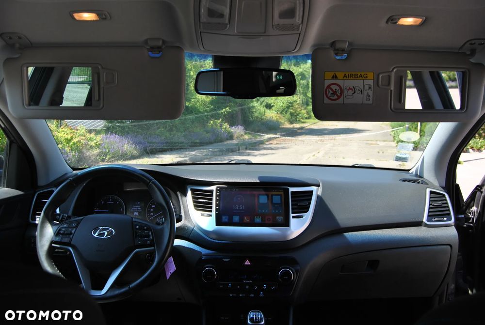 Hyundai Tucson 1.7 CRDI BlueDrive Style 2WD - 16