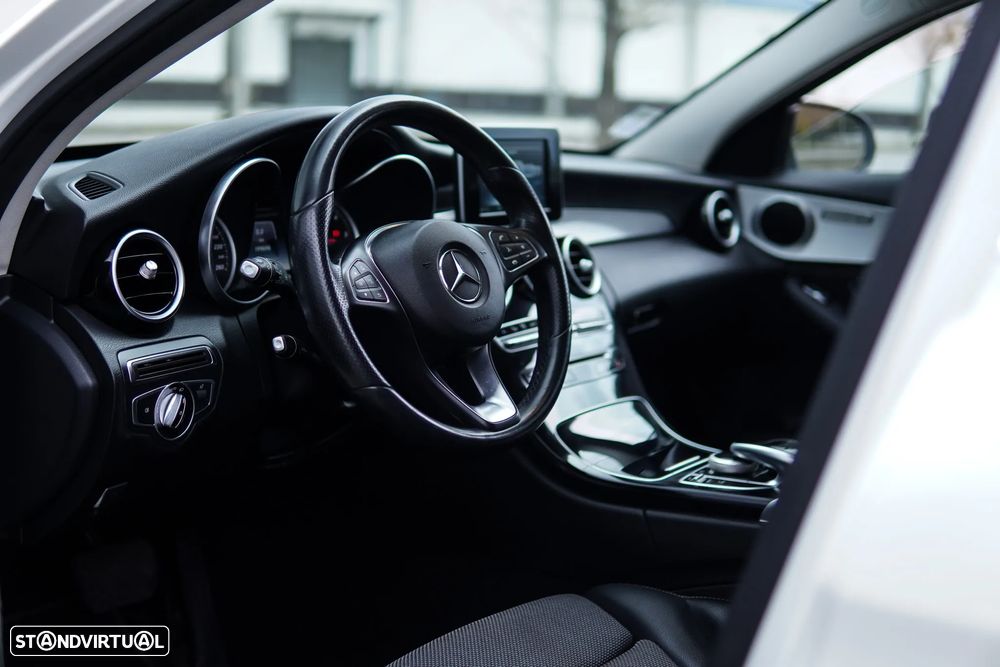 Mercedes-Benz C 300 BlueTEC Hybrid Avantgarde + - 33