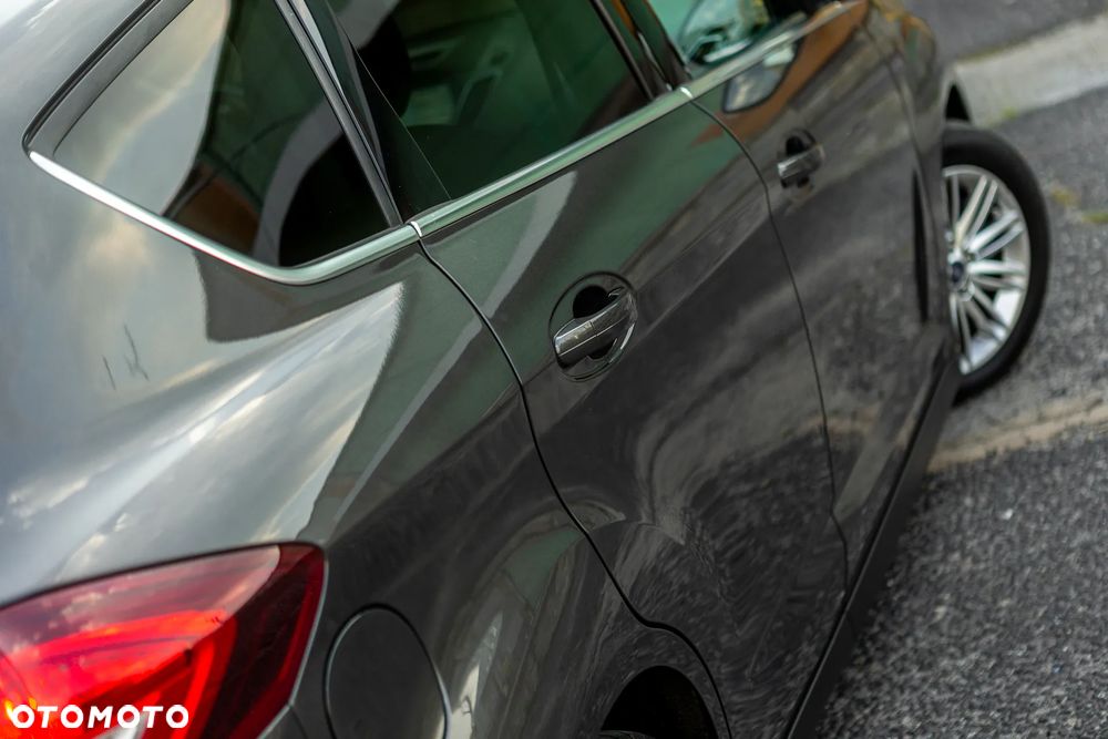 Ford C-MAX 2.0 TDCi Titanium ASS - 19