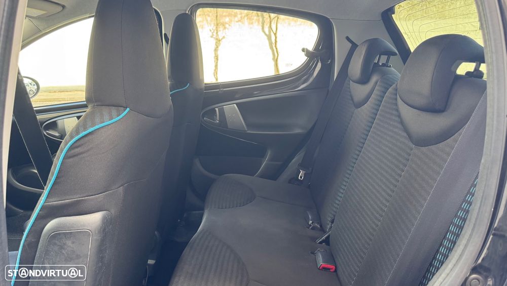 Peugeot 107 1.0 Active - 21