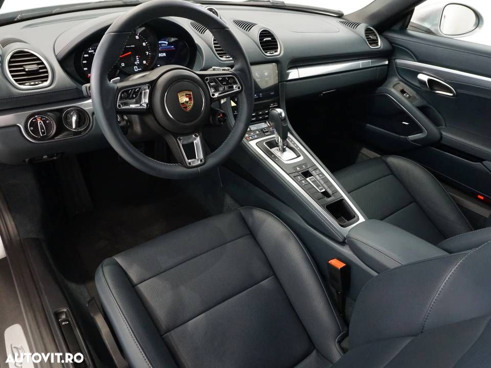 Porsche Boxster 718 PDK - 13