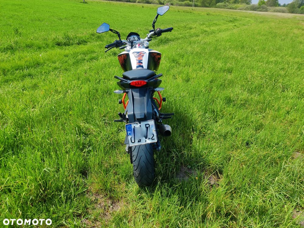 KTM Duke 125 - 4