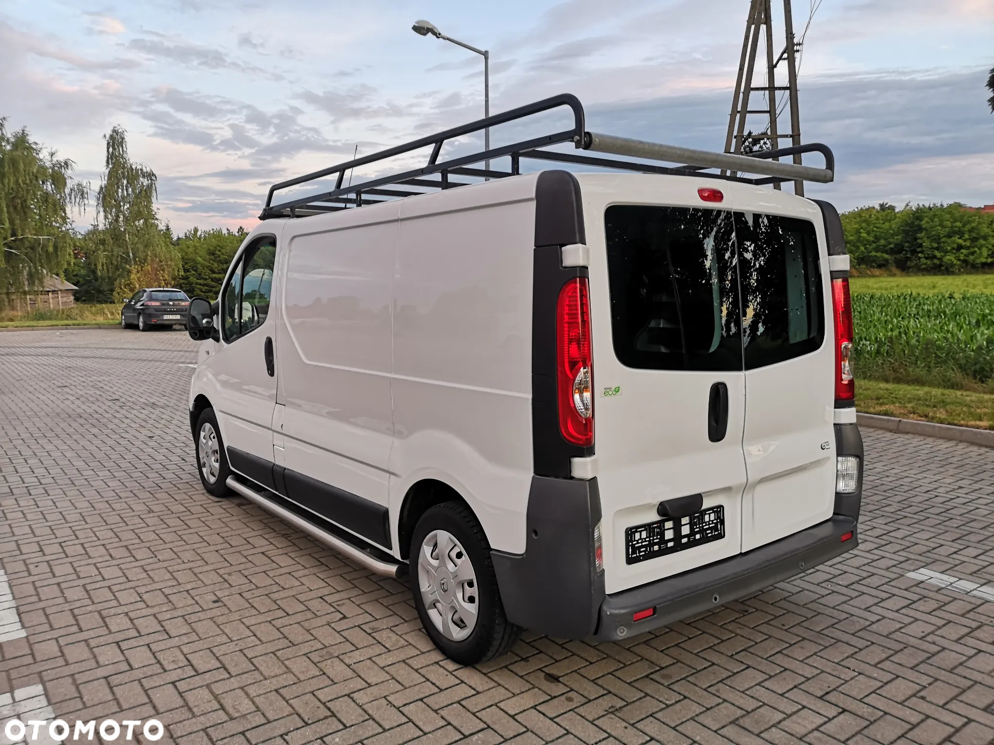 Renault TRAFIC - 21