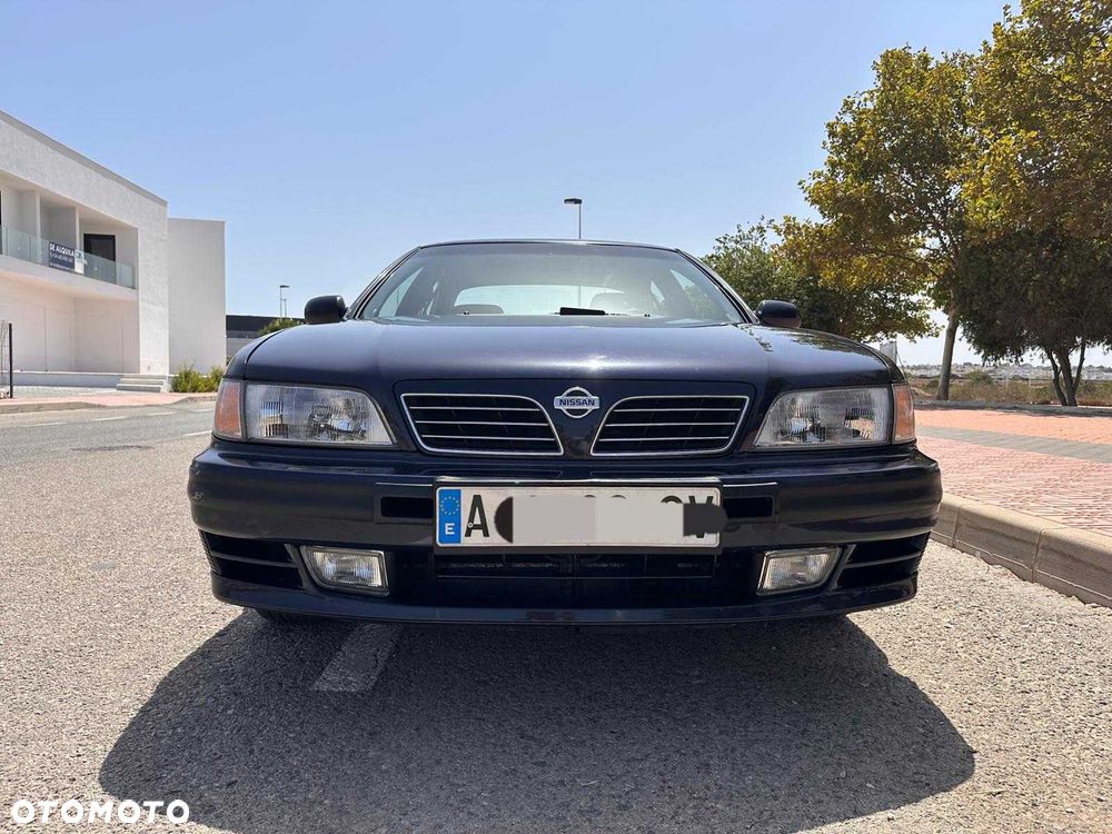 Nissan Maxima - 1