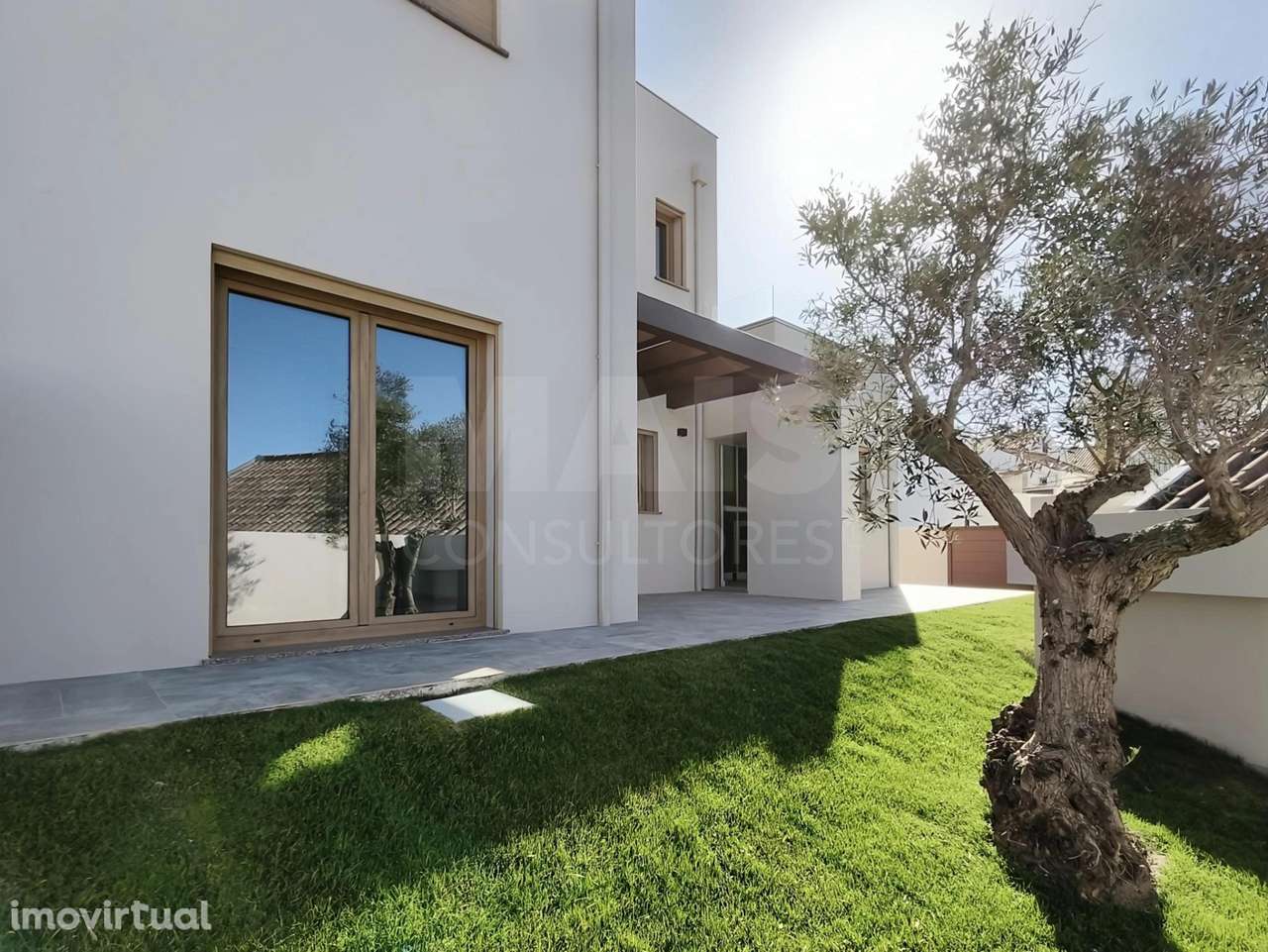 Moradia T3 c/ 2 Suites, 1 Closet, Logradouro e Vista Mar! - Grande imagem: 5/44