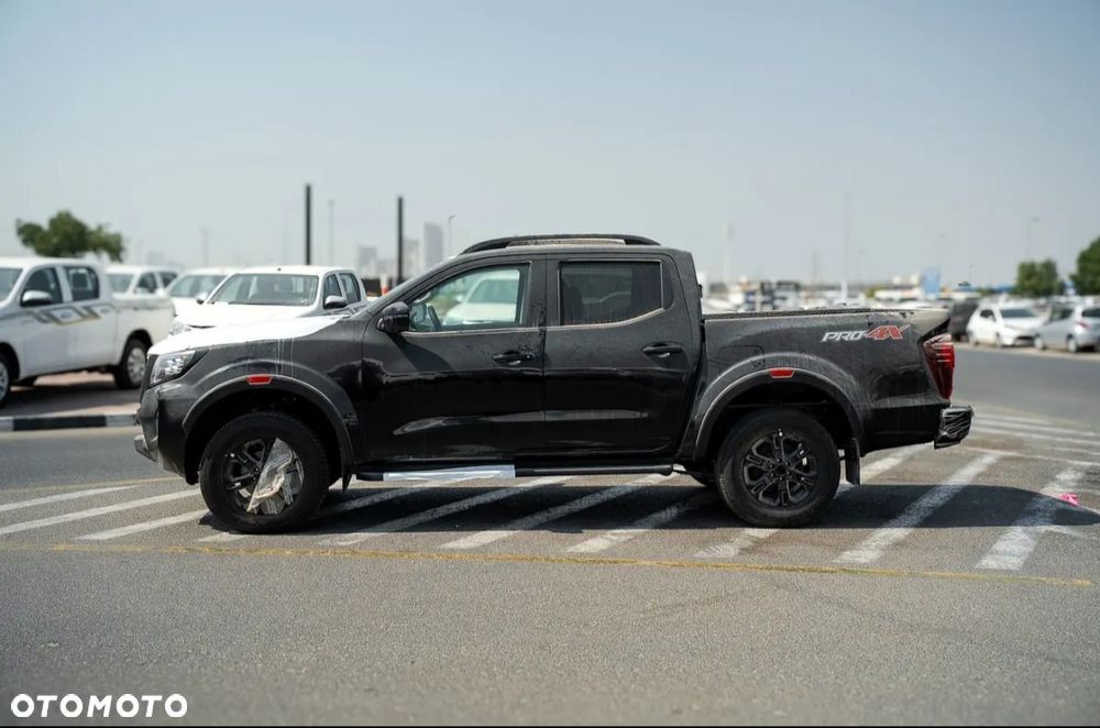Nissan Navara - 3