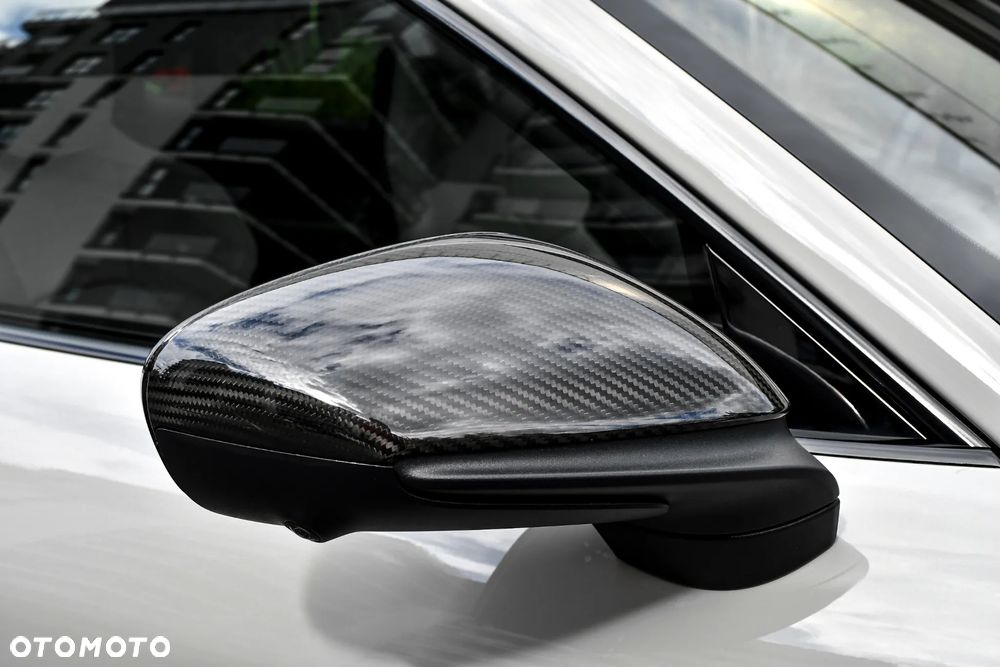Porsche Taycan 4S Performance Plus - 13