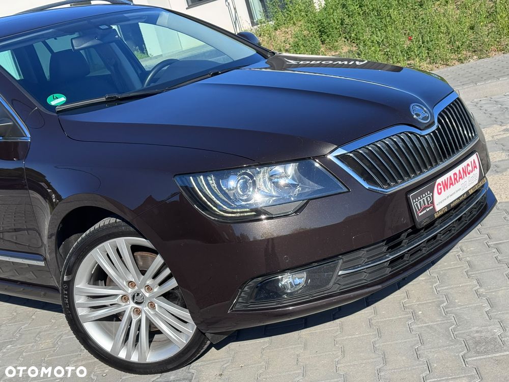 Skoda Superb 2.0 TDI 4x4 Platinum DSG - 8