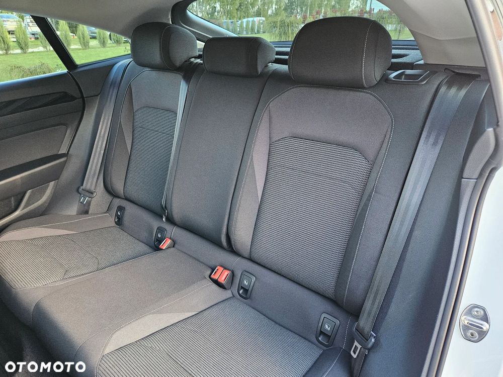 Volkswagen Arteon 2.0 TSI Essence DSG - 16